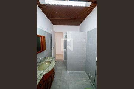 Apartamento para alugar com 120m², 3 quartos e sem vagaBanheiro Corredor