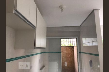 Cozinha de apartamento para alugar com 2 quartos, 55m² em Jardim Ampliação, São Paulo