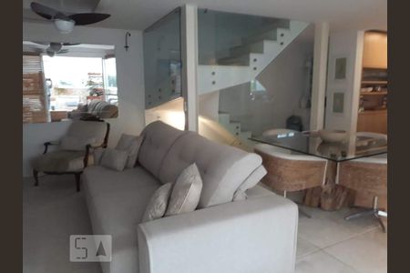 Sala de casa de condomínio à venda com 3 quartos, 230m² em Vila Andrade, São Paulo