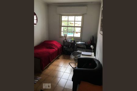 Casa à venda com 300m², 7 quartos e 3 vagasQuarto 9