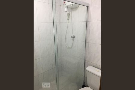 Casa à venda com 300m², 7 quartos e 3 vagasBanheiro da suíte