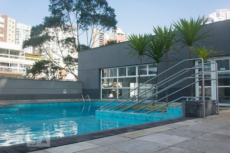 Apartamento para alugar com 40m², 1 quarto e 1 vagaÁrea comum - Piscina