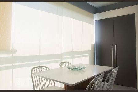 Apartamento para alugar com 40m², 1 quarto e 1 vagaVaranda