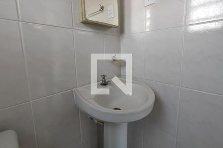 Casa à venda com 225m², 4 quartos e 4 vagasBanheiro de serviço