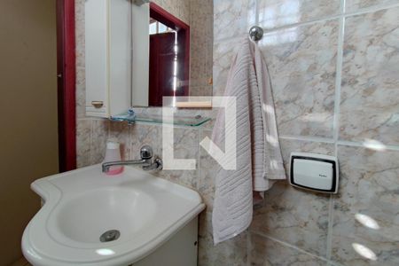 Casa à venda com 225m², 4 quartos e 4 vagasBanheiro