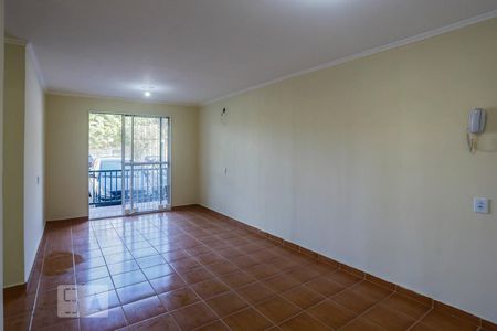 Sala de Apartamento com 2 quartos, 65m² Jardim Santa Emília