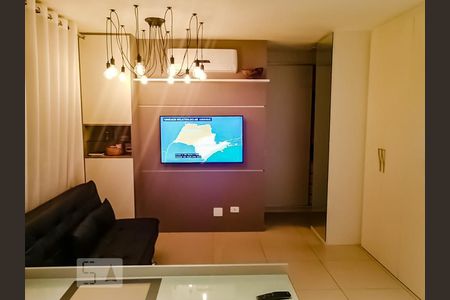 Sala / Quarto de kitnet/studio para alugar com 1 quarto, 39m² em Vila Augusta, Guarulhos