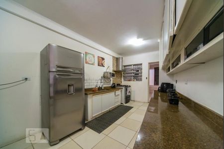 Casa à venda com 200m², 4 quartos e sem vagaCozinha 