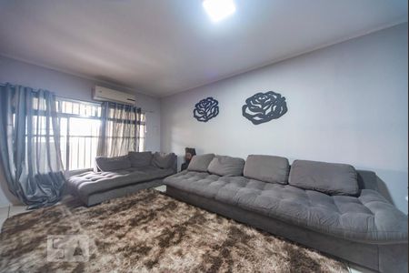 Sala de casa à venda com 4 quartos, 200m² em Vila Curuçá, Santo André