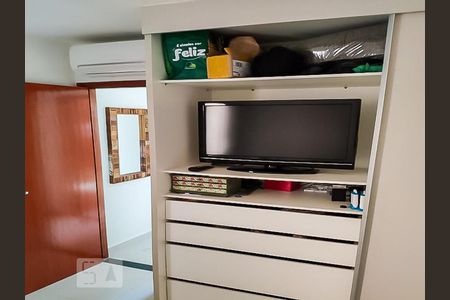 Suíte 1 de casa de condomínio à venda com 2 quartos, 60m² em Vila Mazzei, São Paulo