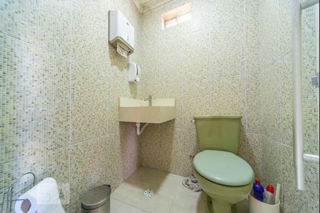 Lavabo  de casa para alugar com 4 quartos, 140m² em Vila Alto de Santo André, Santo André