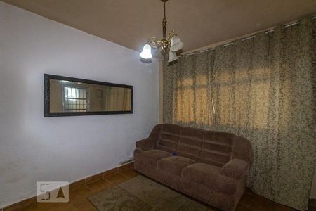 Sala de casa para alugar com 3 quartos, 250m² em Vila Antonieta, São Paulo