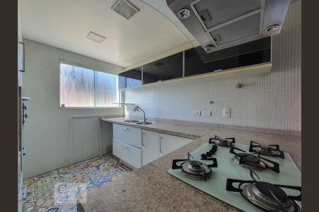 Apartamento à venda com 127m², 2 quartos e 1 vagaCozinha