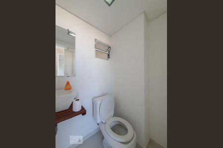 Detalhe do banheiro da suíte 1 de apartamento para alugar com 2 quartos, 127m² em Cambuci, São Paulo