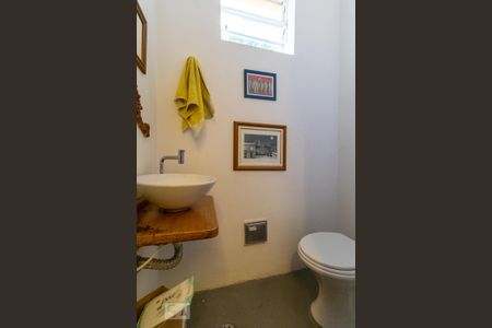 Lavabo de casa à venda com 2 quartos, 200m² em Pinheiros, São Paulo