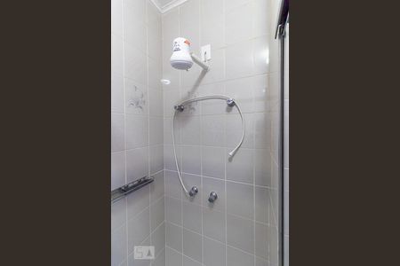 Casa de condomínio à venda com 600m², 5 quartos e 6 vagas Casa de condomínio à venda com 600m², 5 quartos e 6 vagasBanheiro da suíte 3