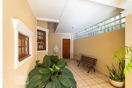 Casa de condomínio à venda com 600m², 5 quartos e 6 vagas Casa de condomínio à venda com 600m², 5 quartos e 6 vagasJardim de inverno