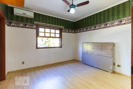 Casa de condomínio à venda com 600m², 5 quartos e 6 vagas Casa de condomínio à venda com 600m², 5 quartos e 6 vagasQuarto da suíte 2