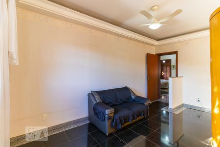 Casa de condomínio à venda com 600m², 5 quartos e 6 vagas Casa de condomínio à venda com 600m², 5 quartos e 6 vagasQuarto da suíte1