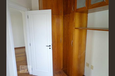 Quarto 2 de apartamento para alugar com 3 quartos, 74m² em Vila Hamburguesa, São Paulo