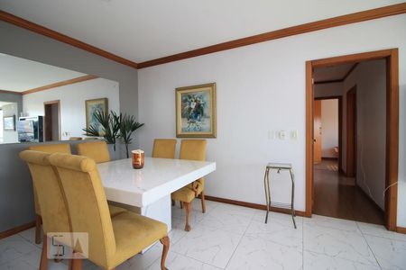 Sala de apartamento à venda com 3 quartos, 98m² em São João, Porto Alegre