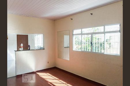 Sala  de casa à venda com 3 quartos, 100m² em Vila Califórnia, São Paulo