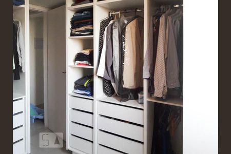 Apartamento para alugar com 4 quartos, 207m² em Setor Goiânia 2, Goiânia