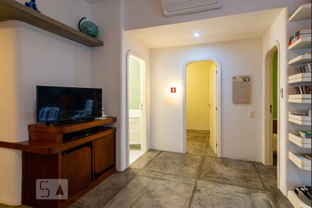 Sala de apartamento à venda com 2 quartos, 80m² em Leblon, Rio de Janeiro