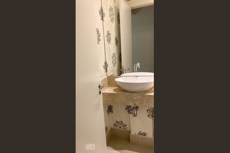 Lavabo de apartamento para alugar com 3 quartos, 130m² em Jardim Dom Bosco, São Paulo