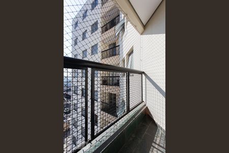 Varanda de apartamento para alugar com 3 quartos, 68m² em Jardim Vila Formosa, São Paulo