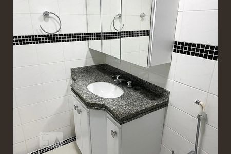 Apartamento para alugar com 74m², 3 quartos e 1 vagaBanheiro da Suíte