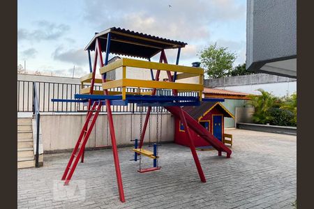 Apartamento para alugar com 74m², 3 quartos e 1 vagaÁrea Comum - Playground