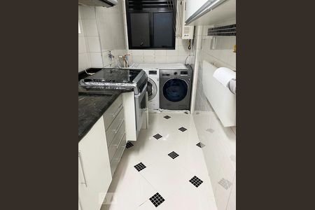 Apartamento para alugar com 74m², 3 quartos e 1 vagaÁrea de Serviço