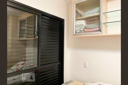 Suíte de apartamento para alugar com 3 quartos, 74m² em Vila Esperança, São Paulo