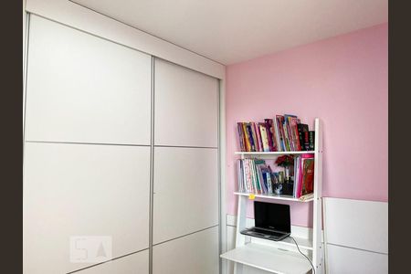 Apartamento para alugar com 74m², 3 quartos e 1 vagaQuarto 2