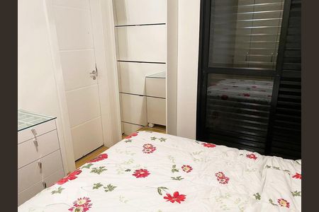 Apartamento para alugar com 74m², 3 quartos e 1 vagaSuíte