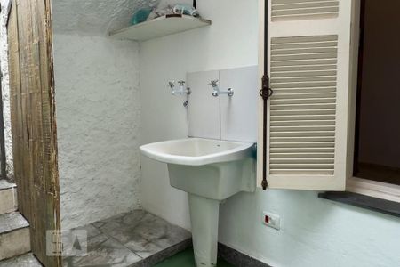 Casa para alugar com 80m², 2 quartos e sem vagaÁrea de Serviço/Externa