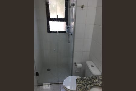 Banheiro de apartamento à venda com 1 quarto, 40m² em Pinheiros, São Paulo