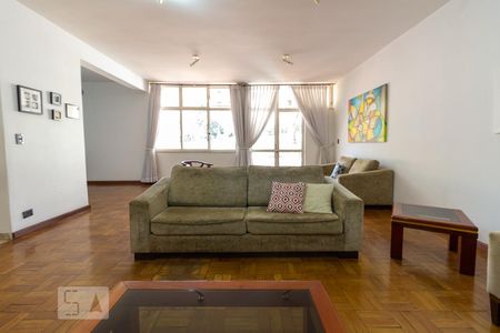 Sala de Casa com 4 quartos, 350m² Jardim Jussara