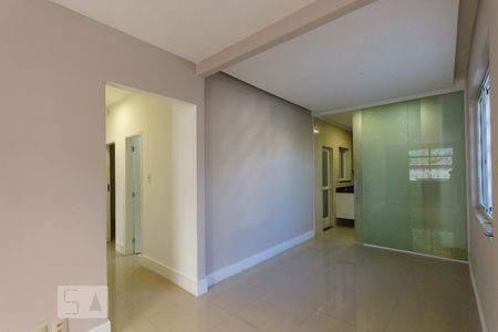 Sala de casa à venda com 3 quartos, 140m² em Pechincha, Rio de Janeiro