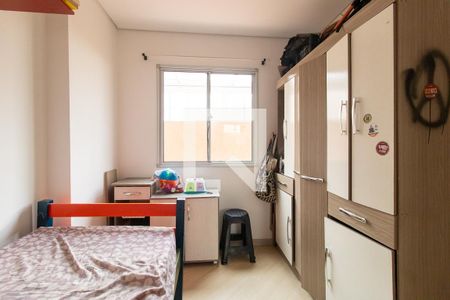 Quarto 1 de apartamento para alugar com 3 quartos, 73m² em Lindóia, Curitiba