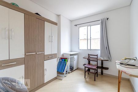 Quarto 1 de apartamento para alugar com 3 quartos, 73m² em Lindóia, Curitiba