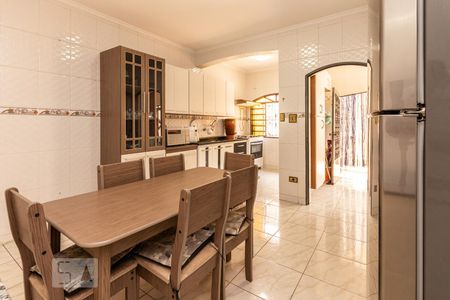 Casa à venda com 300m², 3 quartos e 3 vagas Casa à venda com 300m², 3 quartos e 3 vagasCozinha