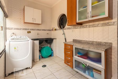 Casa à venda com 300m², 3 quartos e 3 vagas Casa à venda com 300m², 3 quartos e 3 vagasÁrea de serviço