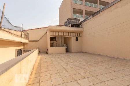 Casa à venda com 300m², 3 quartos e 3 vagas Casa à venda com 300m², 3 quartos e 3 vagasQuintal