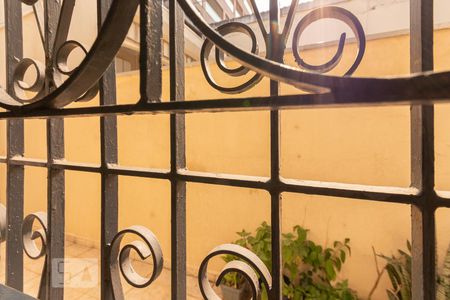 Casa à venda com 300m², 3 quartos e 3 vagas Casa à venda com 300m², 3 quartos e 3 vagasVista do quarto 2