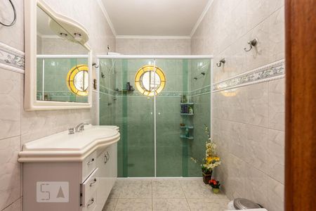 Casa à venda com 300m², 3 quartos e 3 vagas Casa à venda com 300m², 3 quartos e 3 vagasBanheiro