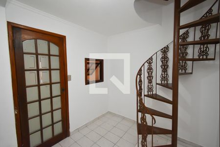 Sala 3 de casa à venda com 2 quartos, 180m² em Vila Medeiros, São Paulo