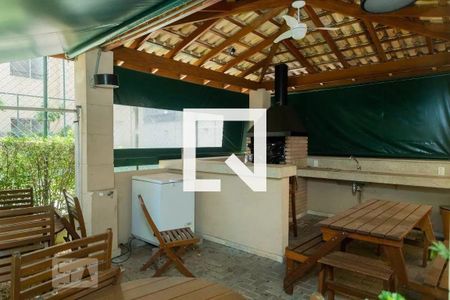 Apartamento para alugar com 43m², 2 quartos e sem vagaÁrea comum - Churrasqueira