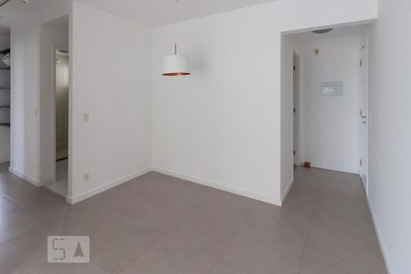 Sala de apartamento para alugar com 3 quartos, 57m² em Jaguaré, São Paulo